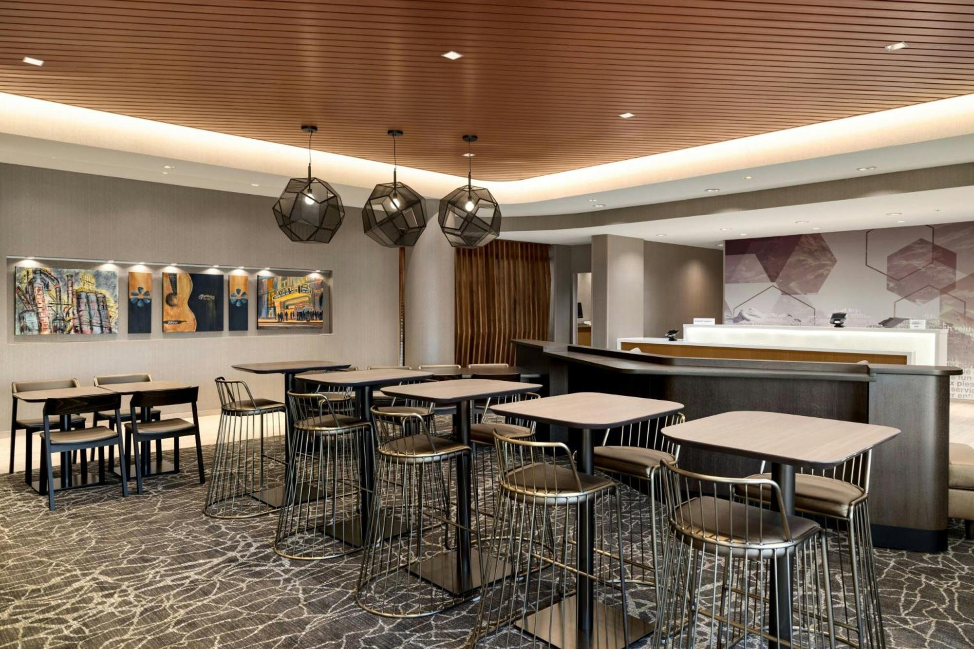 Springhill By Marriott Pa Hotel